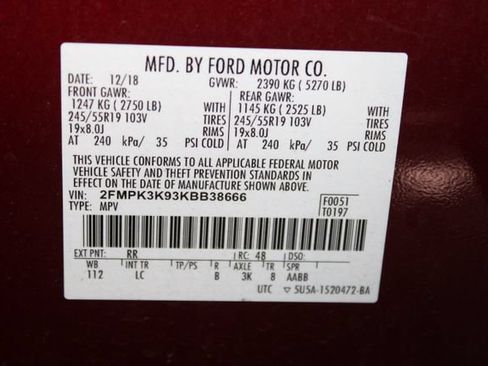 Used 2019 Ford Edge Titanium w/ Cold Weather Package FWD image 30