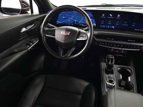 Certified 2025 Cadillac XT4 Premium Luxury image 20