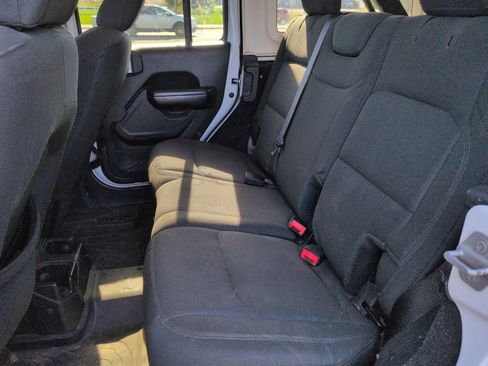 Used 2020 Jeep Wrangler Unlimited Sport S image 6