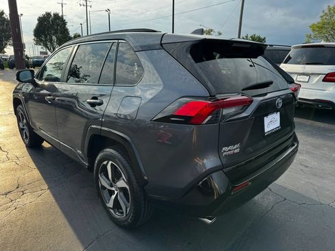Used 2023 Toyota RAV4 SE AWD/4WD image 3