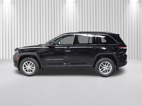 New 2026 Jeep Grand Cherokee Laredo X AWD/4WD image 7