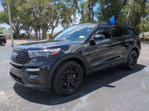 Certified 2023 Ford Explorer ST-Line w/ Class IV Trailer Tow Package RWD image 9
