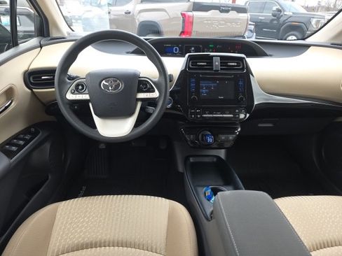 Used 2018 Toyota Prius Two w/ Prius Two Safety Plus Package image 11