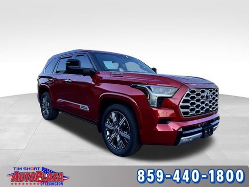 Used 2023 Toyota Sequoia Capstone AWD/4WD image 8