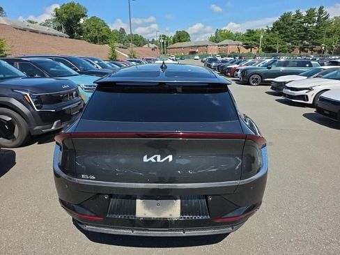 Used 2023 Kia EV6 Wind w/ Wind Technology Package AWD/4WD image 5