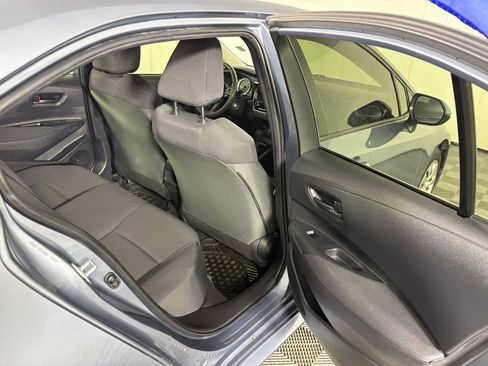 Used 2022 Toyota Corolla LE FWD image 29