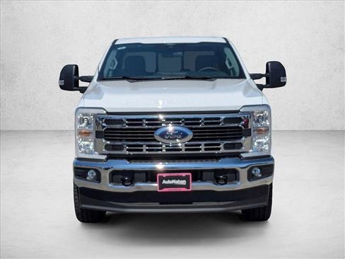 New 2026 Ford F250 XLT w/ FX4 Off-Road Package AWD/4WD image 6
