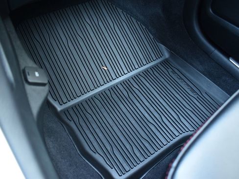 Used 2024 Ford Edge ST-Line image 23