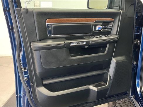 Used 2019 RAM 1500 Laramie AWD/4WD image 24