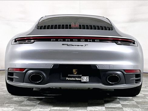 Certified 2024 Porsche 911 Carrera T RWD image 10