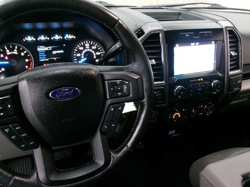 Used 2016 Ford F150 XLT w/ Equipment Group 302A Luxury AWD/4WD image 38
