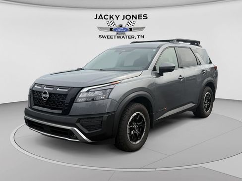 Used 2025 Nissan Pathfinder Rock Creek AWD/4WD image 1