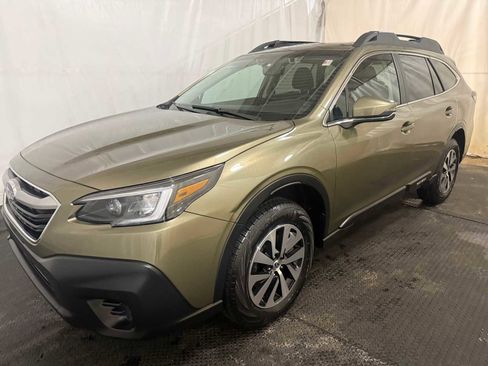 Used 2021 Subaru Outback Premium image 6