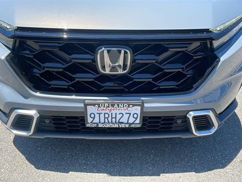 Used 2025 Honda CR-V Sport Touring image 9