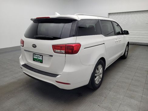 Used 2016 Kia Sedona LX w/ LX Essentials Premium Package image 9