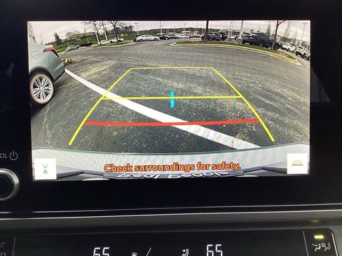 Used 2025 Toyota Camry LE image 17