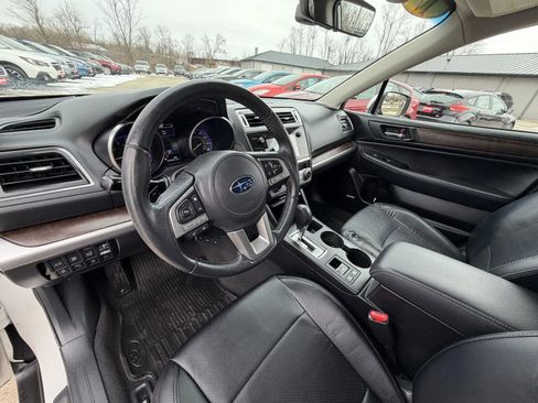 Used 2017 Subaru Outback 3.6R Limited image 10