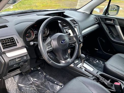 Used 2015 Subaru Forester 2.5i Limited AWD/4WD image 18