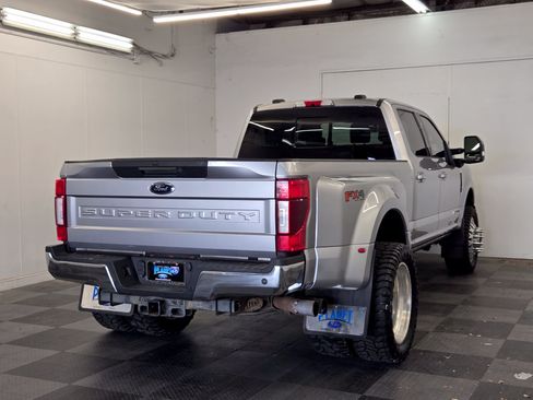 Used 2021 Ford F350 Lariat w/ Lariat Ultimate Package AWD/4WD image 7