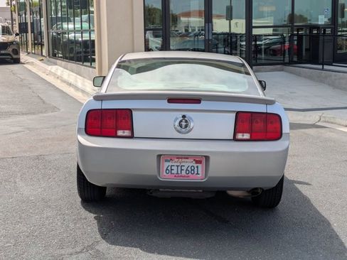Used 2009 Ford Mustang Coupe image 6