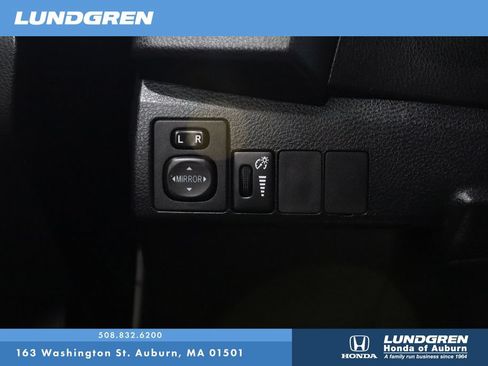 Used 2015 Toyota Corolla S FWD image 29