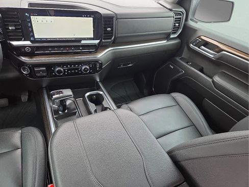 Used 2023 Chevrolet Silverado 1500 RST w/ Redline Edition image 12