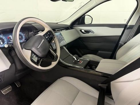 Used 2025 Land Rover Range Rover Velar Dynamic SE AWD/4WD image 16
