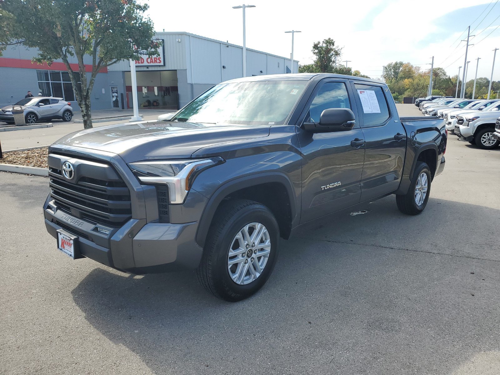 Used 2024 Toyota Tundra SR5 w/ SR5 Convenience Package AWD/4WD image 2