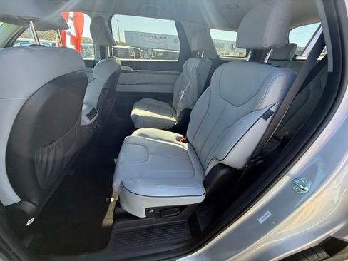 Used 2025 Hyundai Palisade SEL image 8