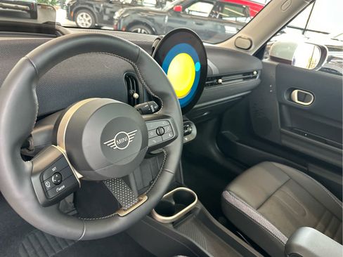 Certified 2025 MINI Cooper S image 13