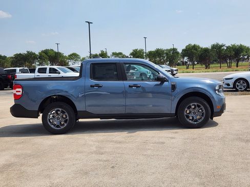 New 2026 Ford Maverick XLT w/ XLT Luxury Package FWD image 7