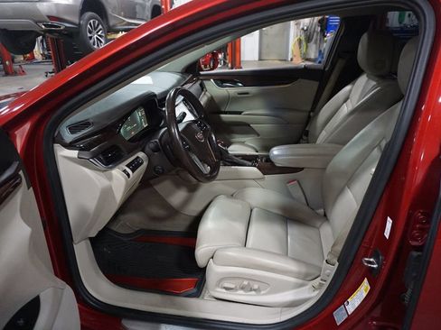 Used 2014 Cadillac XTS Vsport Premium AWD/4WD image 2