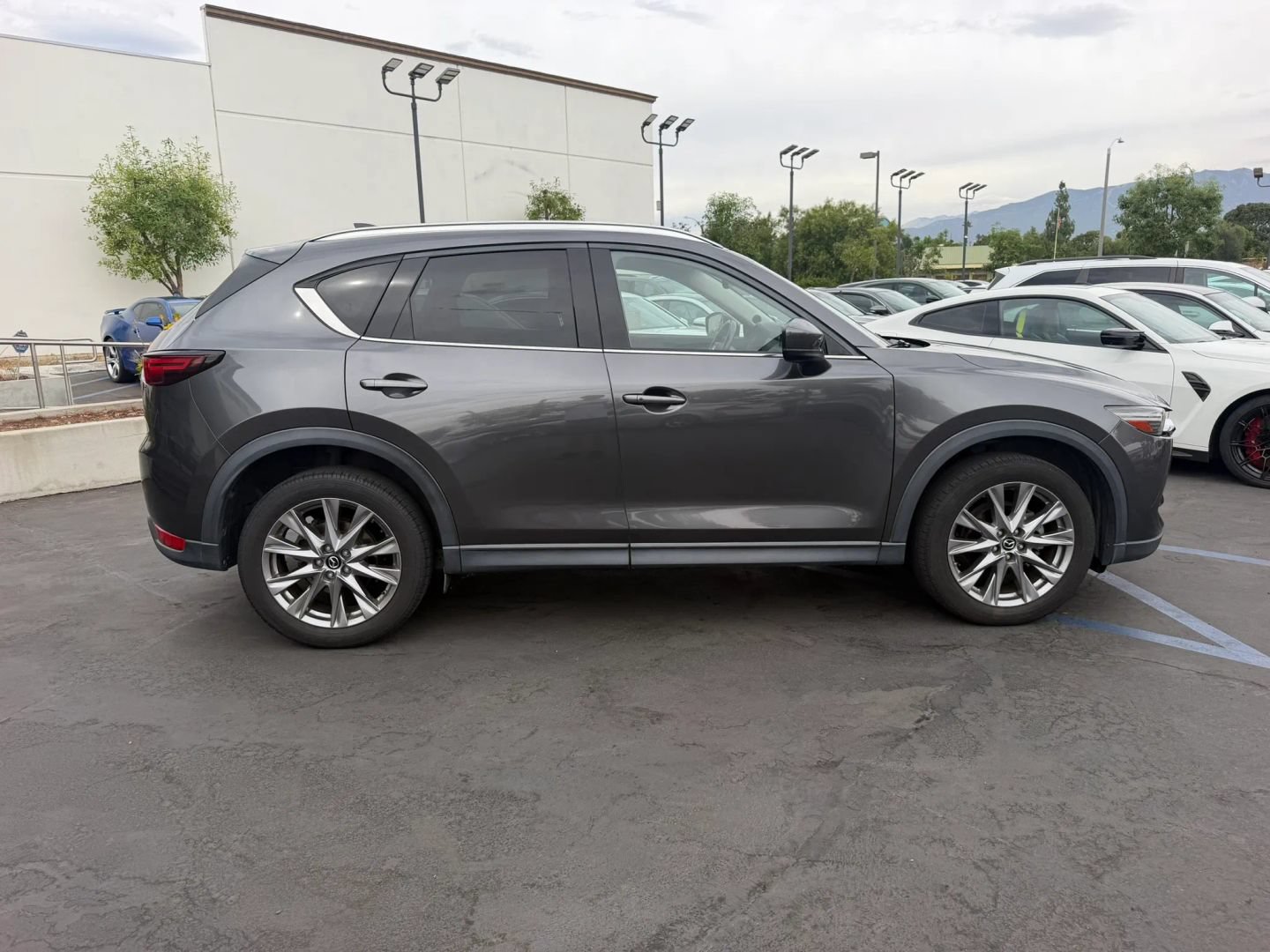 Used 2020 MAZDA CX-5 Grand Touring w/ GT Premium Package AWD/4WD image 4
