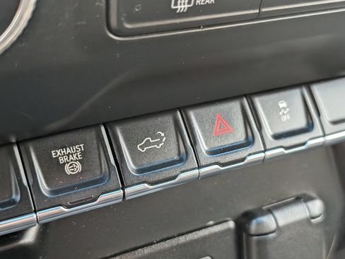 Used 2022 GMC Sierra 3500 Pro w/ Convenience Package AWD/4WD image 19