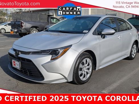 Used 2025 Toyota Corolla LE image 1