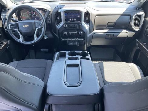 Used 2020 Chevrolet Silverado 1500 LT AWD/4WD image 15