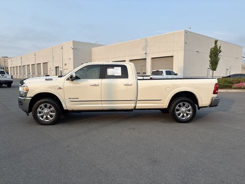 Used 2022 RAM 3500 Limited AWD/4WD image 6