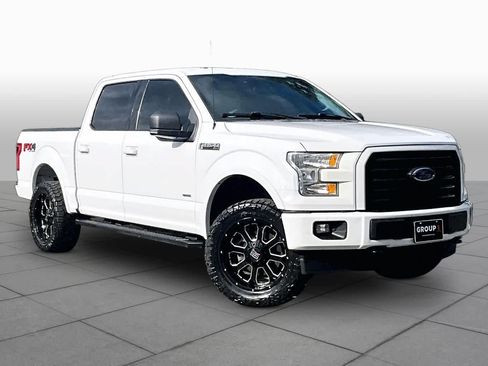 Used 2017 Ford F150 XLT w/ Equipment Group 302A Luxury AWD/4WD image 3
