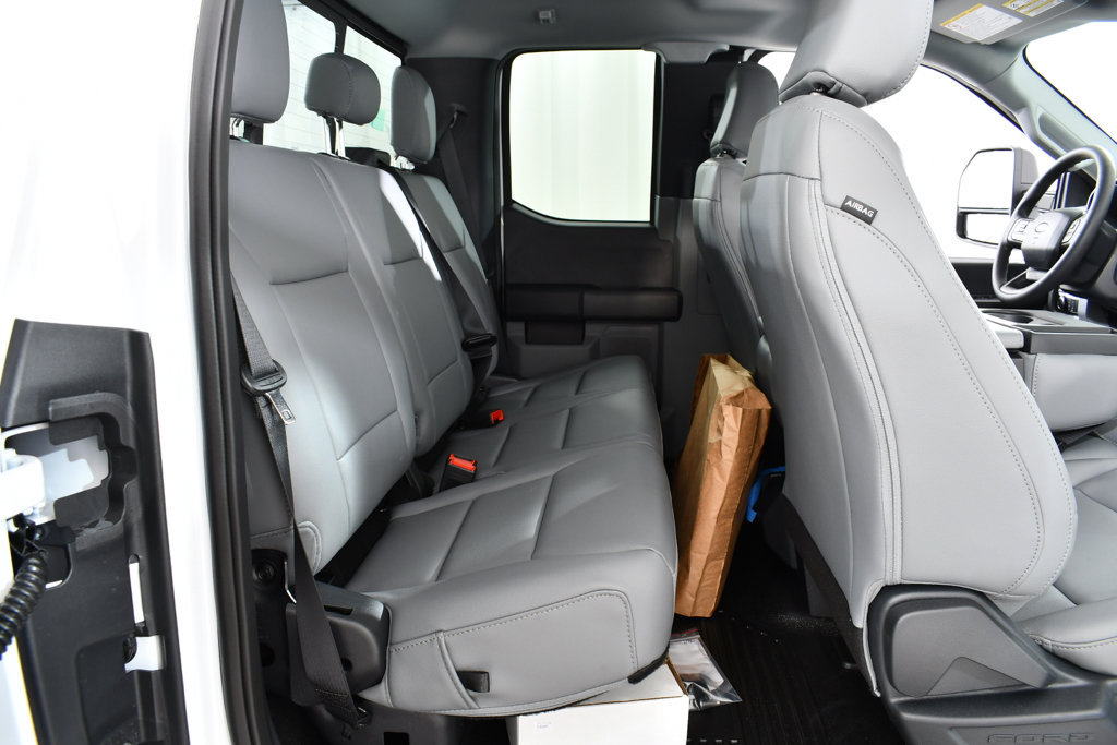 New 2027 Ford F550 4x4 Supercab Super Duty image 19