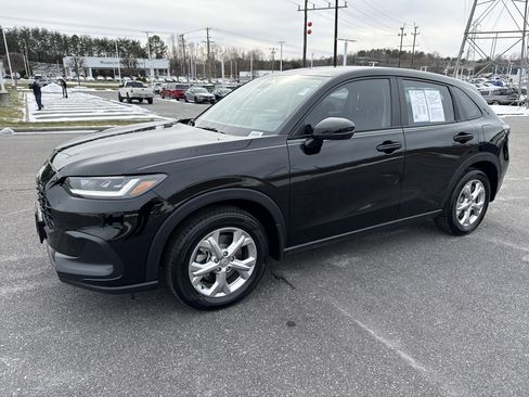 Certified 2024 Honda HR-V LX image 5