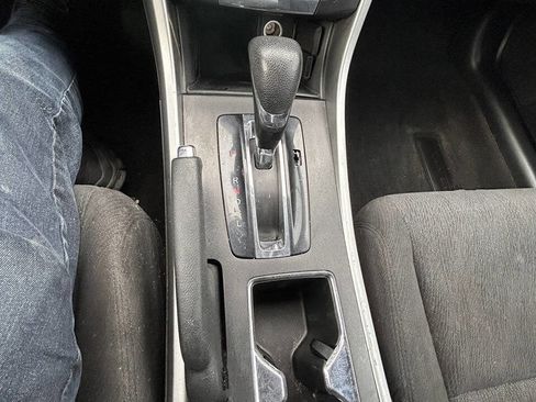 Used 2014 Honda Accord EX image 10
