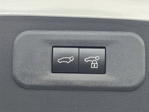 Used 2025 Lexus NX 350h AWD w/ Premium Package image 13