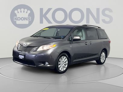 Used 2017 Toyota Sienna XLE w/ XLE Navigation Package