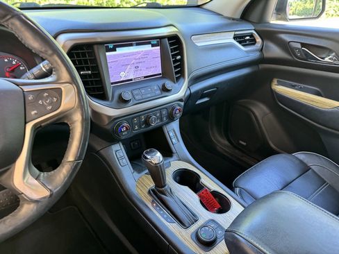 Used 2017 GMC Acadia Denali image 29