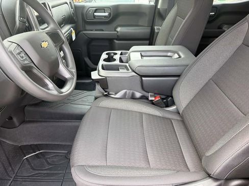 New 2026 Chevrolet Silverado 1500 Custom RWD image 31