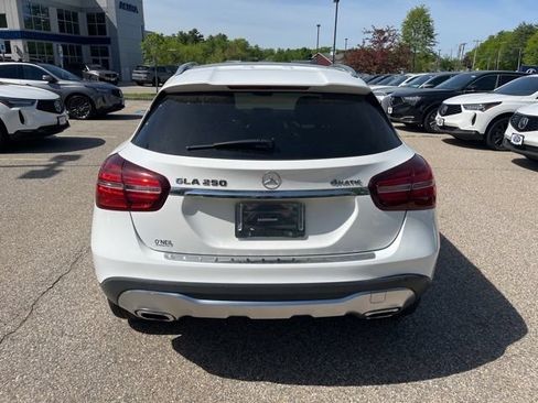 Used 2019 Mercedes-Benz GLA 250 4MATIC image 4