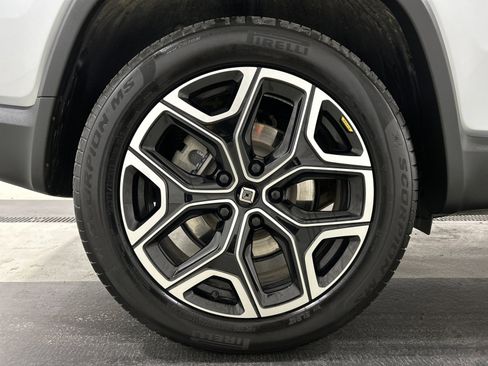 Used 2025 Rivian R1S Adventure AWD/4WD image 12