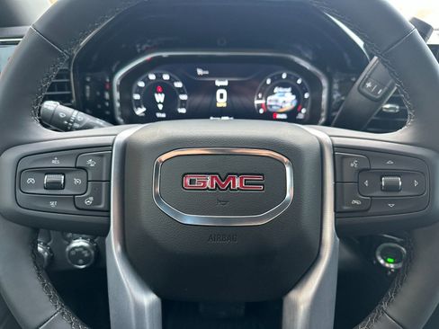 New 2026 GMC Sierra 1500 SLE image 23