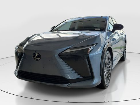 Used 2023 Lexus RZ 450e Premium w/ Accessory Package (Z1) AWD/4WD image 4