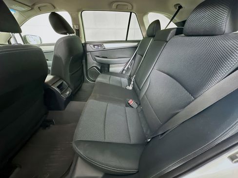 Used 2018 Subaru Outback 2.5i Premium image 26